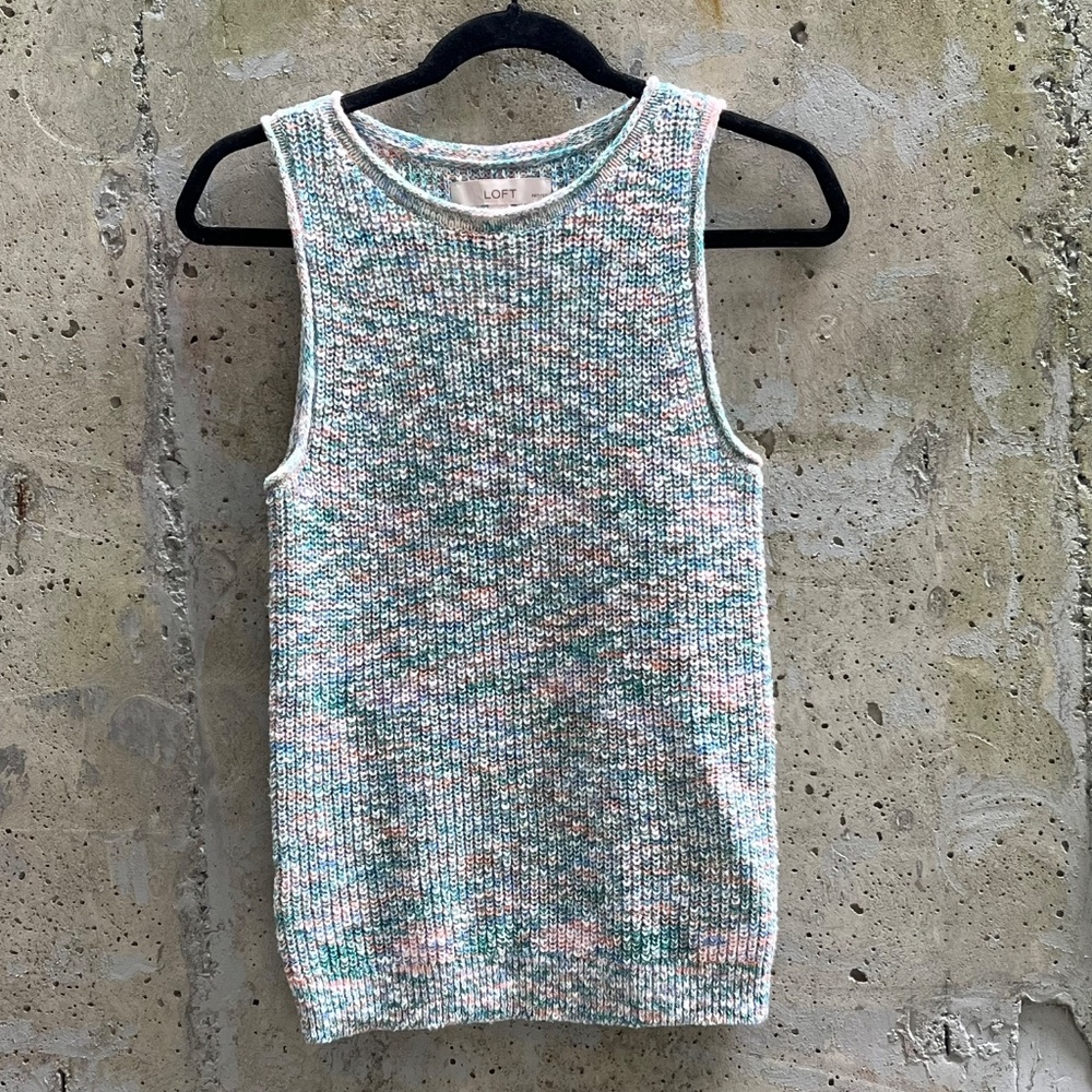 ✨3 for $50✨ Loft Spacedye Sweater Tank Size SP